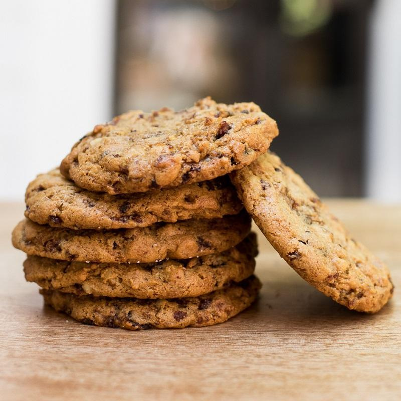 Fannie's Date & Nut Cookies